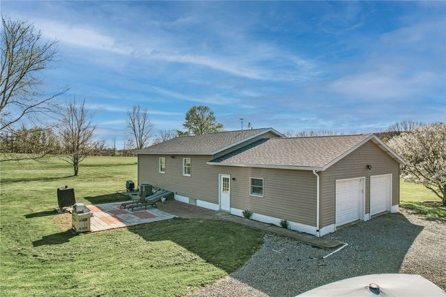 240 Hamburg Rd, House other with 3 bedrooms, 2 bathrooms and 2 parking in Greenville PA | Image 12