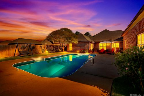 8788 Wyeth Dr, Denham Springs, LA, 70706-8575 | Card Image