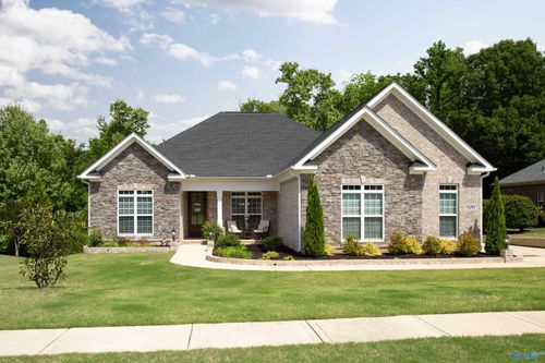 8210 Goose Ridge Dr Se, Owens Cross Roads, AL, 35763-8886 | Card Image