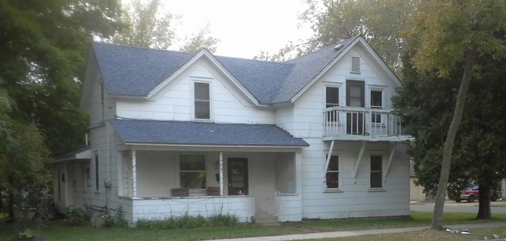 9th St, Menomonie, WI 54751