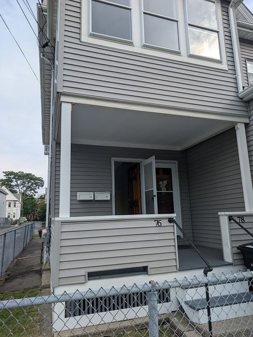3-76 Cameron Ave, Somerville, MA, 02144-2404 | Card Image