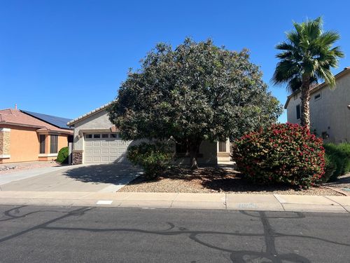 1136 E San Tan Dr, Gilbert, AZ, 85296-3613 | Card Image