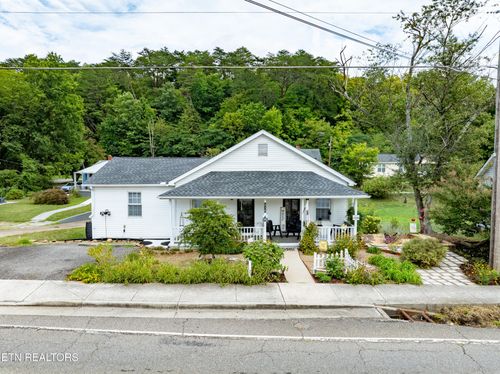 318 N Main St, Rocky Top, TN, 37769-2712 | Card Image