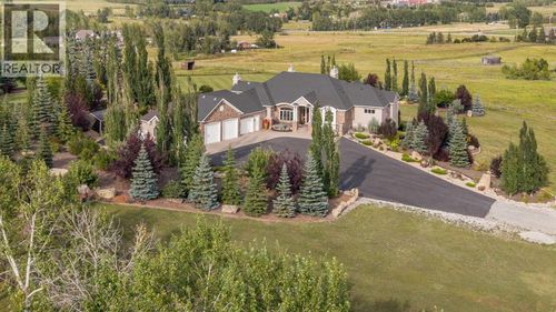 16198 262 Avenue E, Rural Foothills County, AB, T1S4G7 | Card Image