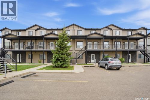 305-103 Klassen Cres, Saskatoon, SK, S7R0J2 | Card Image