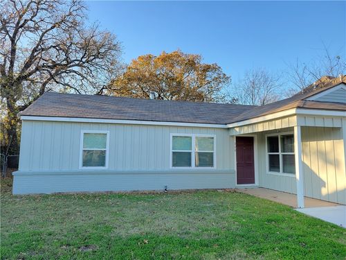 308 Foch St, Bryan, TX, 77801-3955 | Card Image