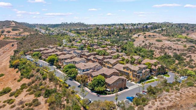 733 Anchor Cv, Townhouse with 2 bedrooms, 3 bathrooms and 2 parking in San Diego CA | Image 41