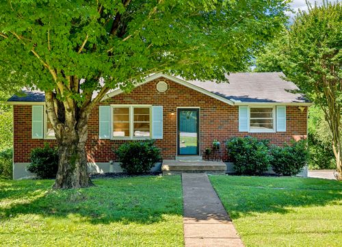 553 Brewer Dr, Nashville, TN, 37211-5351 | Card Image
