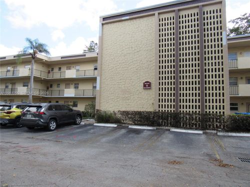 apt-102-100 Ashbury Rd, Hollywood, FL, 33024-1109 | Card Image