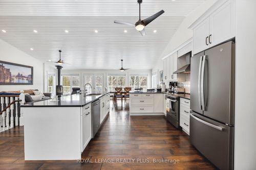 16 Black Bear Dr, Fenelon Falls, ON, K0M1N0 | Card Image