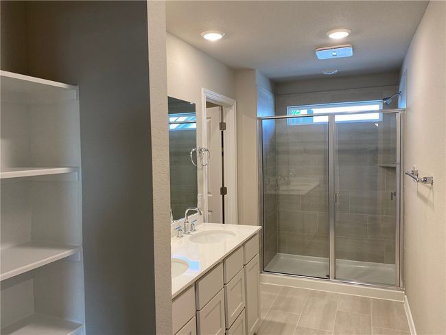 670 Pepperbark Loop, House other with 4 bedrooms, 3 bathrooms and null parking in Buda TX | Image 20