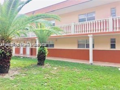 apt-3-2750 Pierce St, Hollywood, FL, 33020-3852 | Card Image