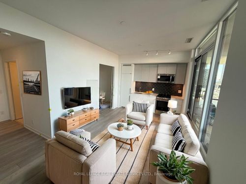 522-285 Dufferin St, Toronto, ON, M6K0J2 | Card Image