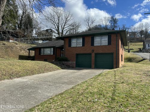 312 Church St, Jellico, TN, 37762-2412 | Card Image