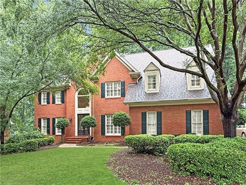 725 Mount Oglethorpe Trl, Johns Creek, GA, 30022-7105 | Card Image