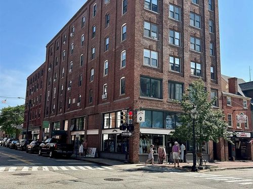 5-90 Fleet St, Portsmouth, NH, 03801-4044 | Card Image