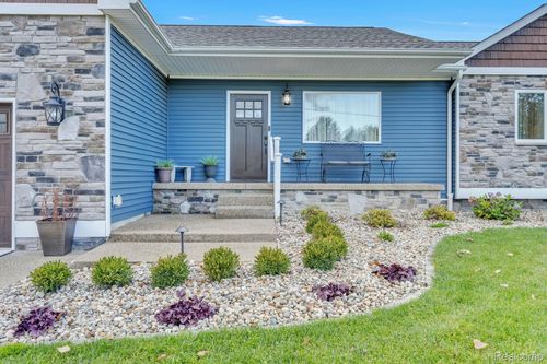 12409 N Elms Rd, Clio, MI, 48420-9485 | Card Image