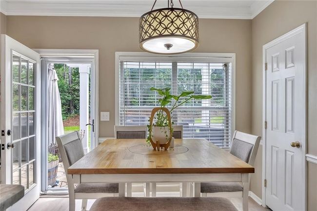 225 Ruby Forest Pkwy, House other with 4 bedrooms, 3 bathrooms and 5 parking in Suwanee GA | Image 15