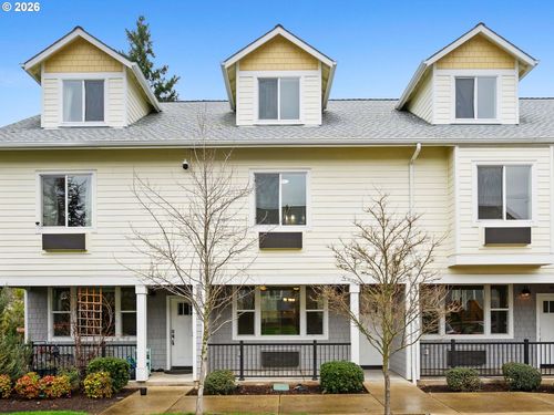 10843 E Burnside St, Portland, OR, 97216-3139 | Card Image