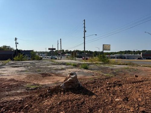 1624 W Kearney St, Springfield, MO, 65803-1643 | Card Image