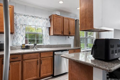 15088 Highway 44, Gonzales, LA, 70737-6743 | Card Image