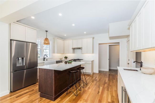11 Rogers Rd, House other with 3 bedrooms, 3 bathrooms and null parking in Kittery ME | Image 15