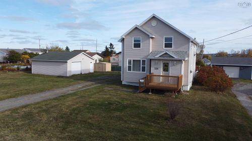 256 Ling St, New Waterford, NS, B1H2W4 | Card Image