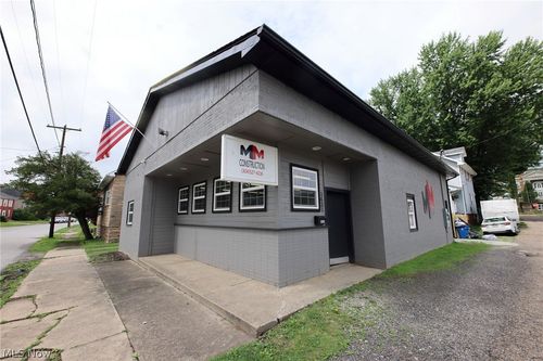 1431 Charles St, Wellsburg, WV, 26070-1409 | Card Image