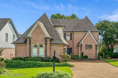 9160 Plantation Rd, Olive Branch, MS, 38654-1677 | Card Image
