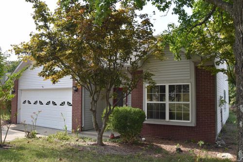 1109 W Pine Meadows Dr, Bloomington, IN, 47403-3729 | Card Image
