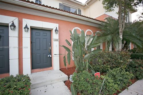 2409 Sw 99th Way, Miramar, FL, 33025-5074 | Card Image