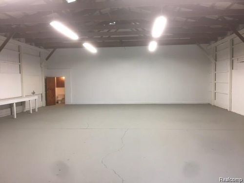 ste-b-5482 Military Ave, Brighton, MI, 48116-2076 | Card Image