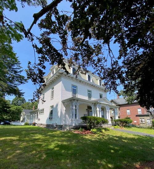 31 Merrimack St, Concord, NH, 03301-4180 | Card Image