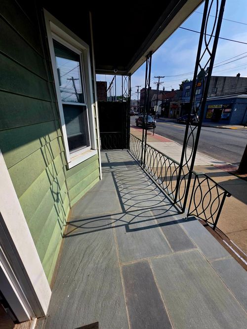 apt-2-348 Saw Mill River Rd, Yonkers, NY, 10701-5758 | Card Image