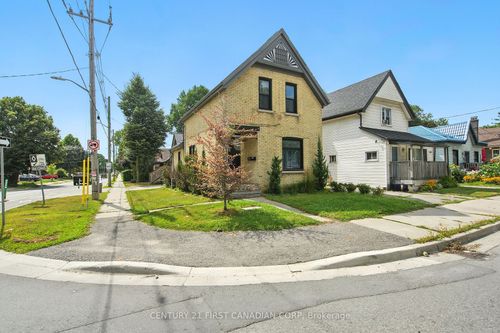 453 Quebec St, London, ON, N5W3Y4 | Card Image