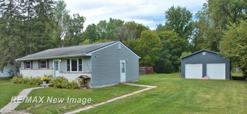 3928 Clutier Rd, Saginaw, MI, 48601-7153 | Card Image