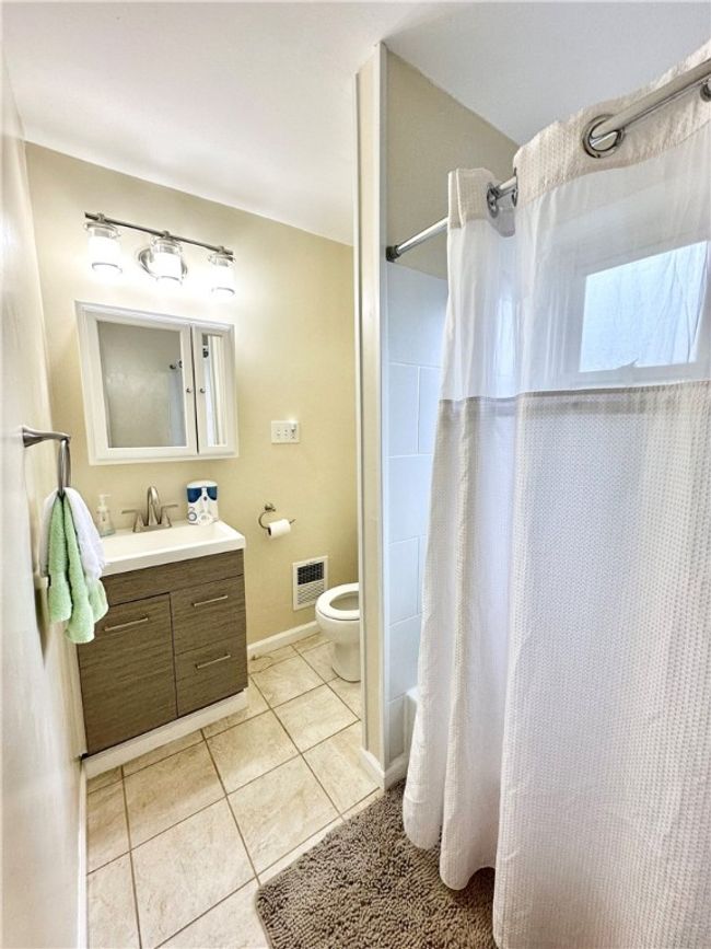 132 9th Street, Sold in Turtle Creek Zoocasa