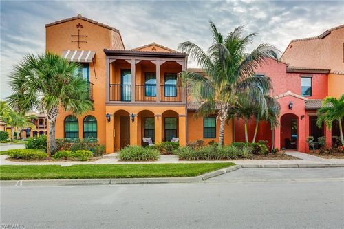 48-5-9082 Capistrano St, NAPLES, FL, 34113-3401 | Card Image