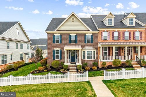 4841 E Blossom Dr, DOYLESTOWN, PA, 18902-1440 | Card Image
