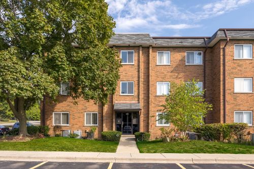 27-06-900 Casey Ct, Schaumburg, IL, 60173-6324 | Card Image