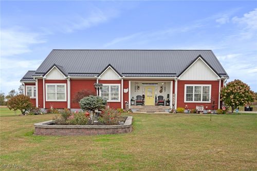 5353 Buckeye Valley Rd Ne, New Lexington, OH, 43764-9106 | Card Image