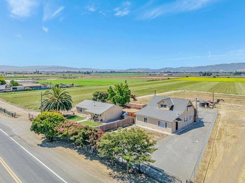 2718 Ferguson Rd, Gilroy, CA, 95020-9548 | Card Image