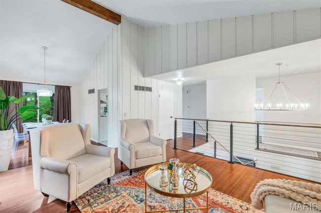 Stairway featuring baseboards | Image 10