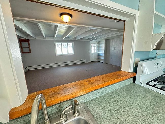 49 Terrill St, Home with 0 bedrooms, 5 bathrooms and null parking in Rutland VT | Image 6