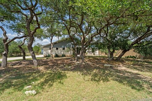 172 Bluff Trl, Dripping Springs, TX, 78620-3363 | Card Image