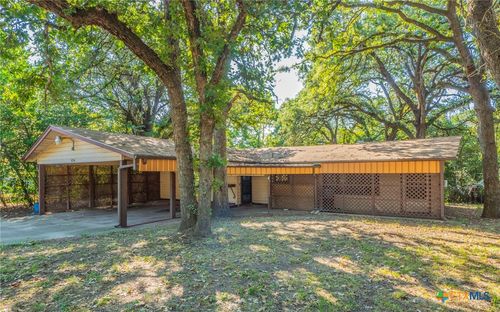 574 Oaklawn Dr, Rockdale, TX, 76567-5063 | Card Image