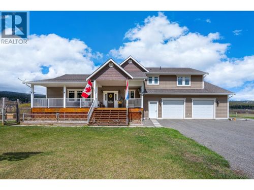 661 Lagoon Court Rd, Clinton, BC, V0K1K0 | Card Image