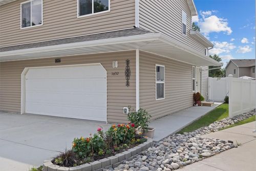 1632 Moose Hollow Ln, Billings, MT, 59105-4480 | Card Image