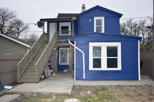 4250 S Artesian Ave, Chicago, IL, 60632-1204 | Card Image