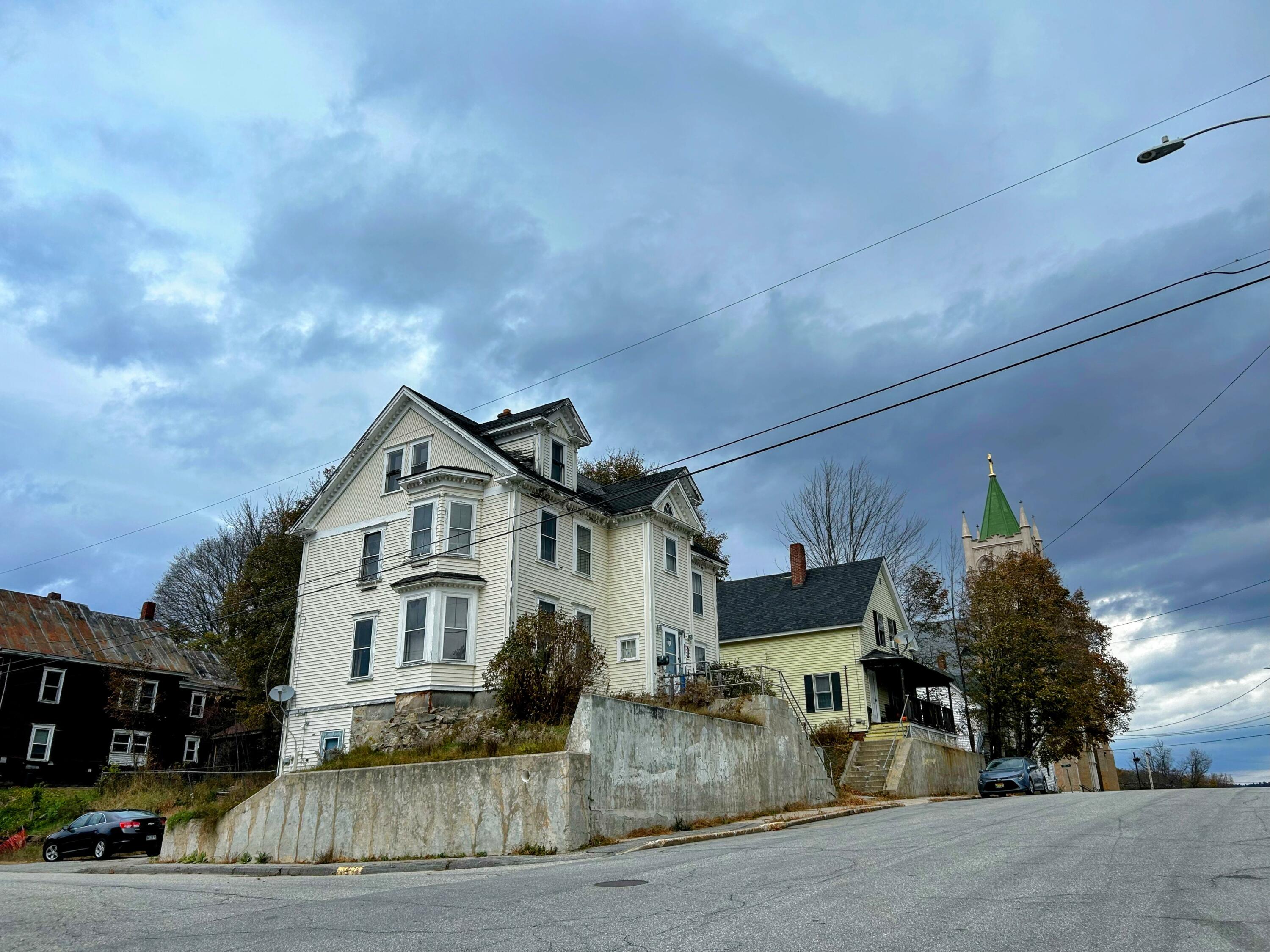Maine Ave, Rumford, ME 04276